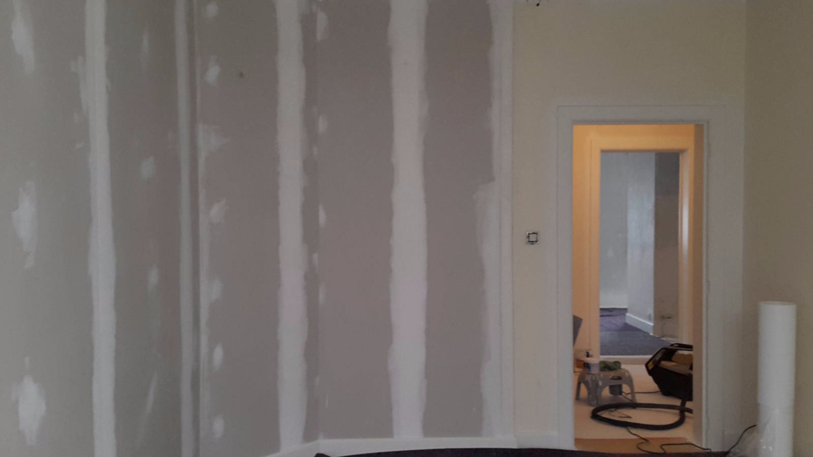 Uitvlakken Gyproc wand